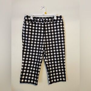 NWOT - St. John's Bay Black and White Checkered Capris